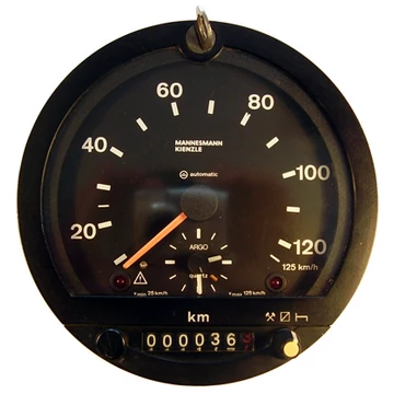 1318 KIENZLE felújított tachográf cseredarabbal